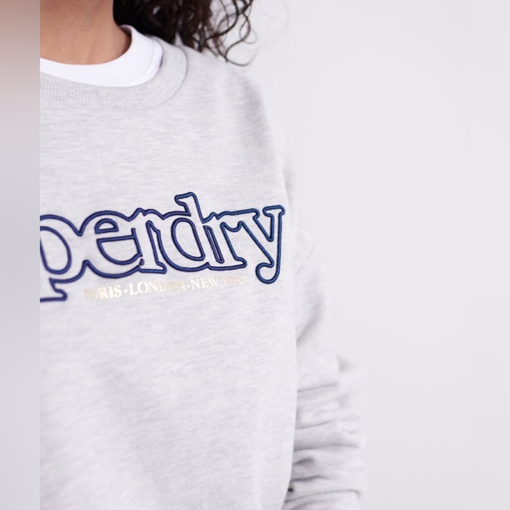 Superdry Appliqué Serif Loopback Crew Sweatshirt size 8 EUC - Picture 5 of 12